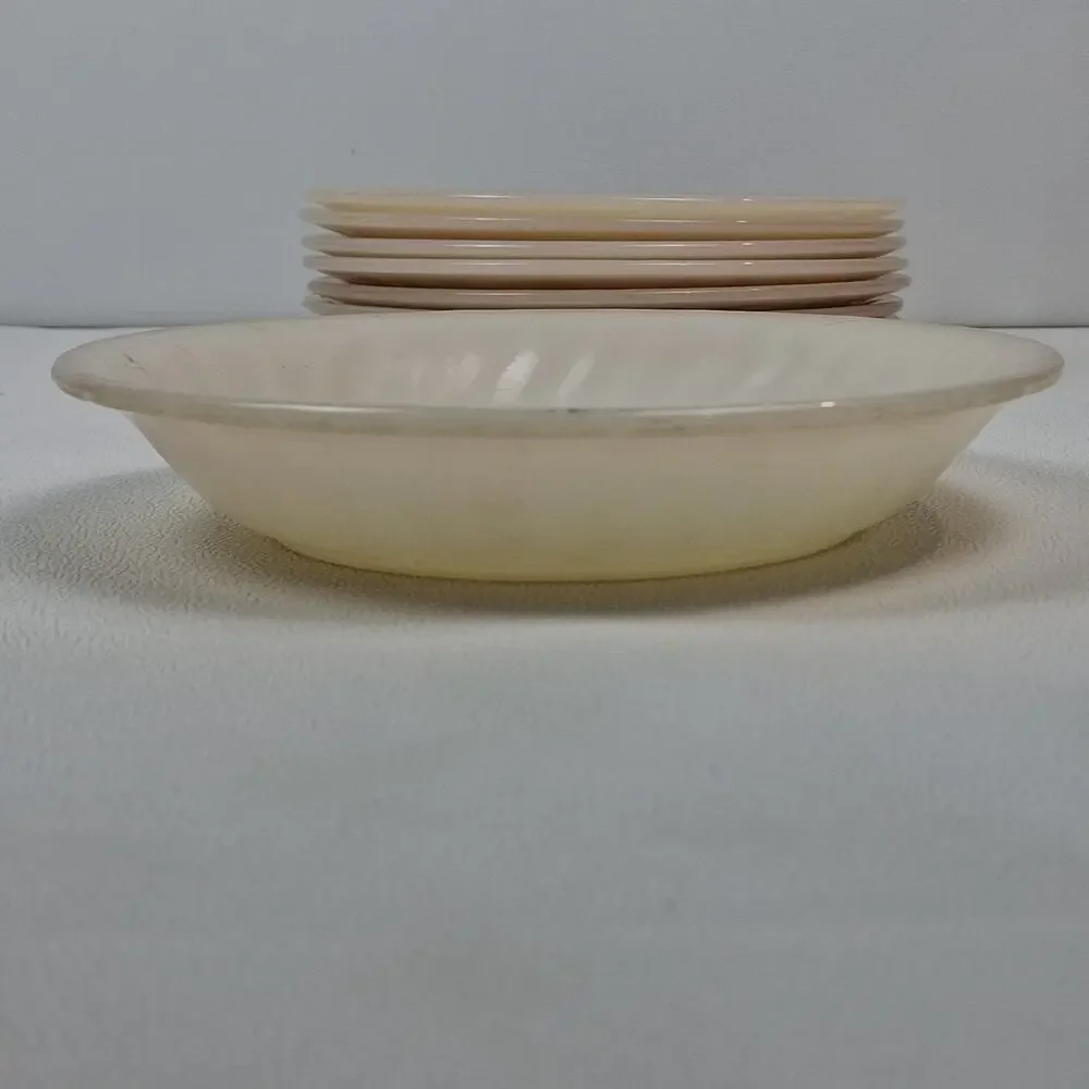Fire-King Swirl Dinnerware Dinner Plate Ivory 7.5